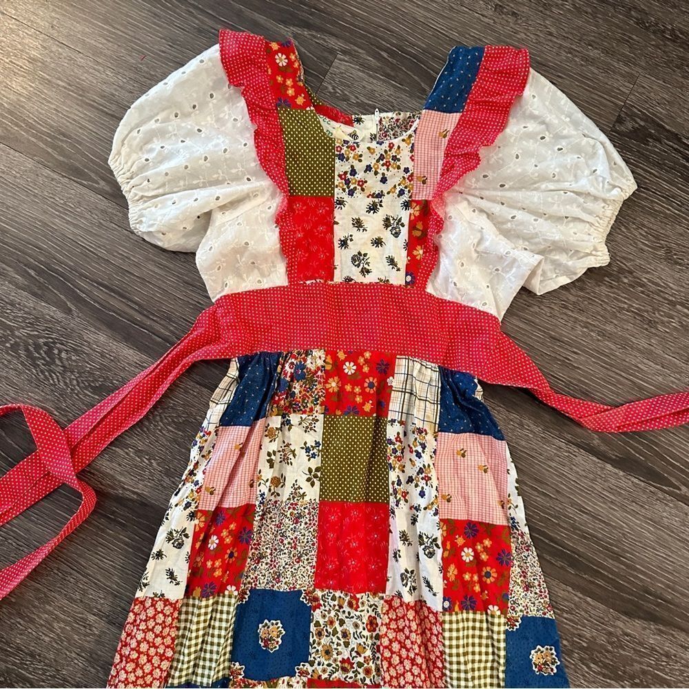 Bee Mine Vintage Quilt Dress - Picture 3 of 10